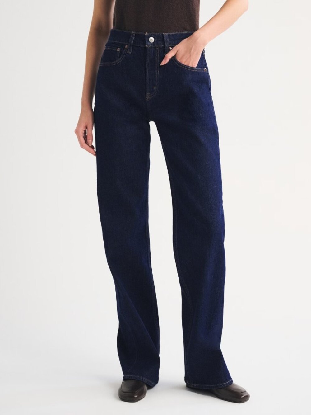 New Dark Rinse Abercrombie Jeans - Picture 2 of 5